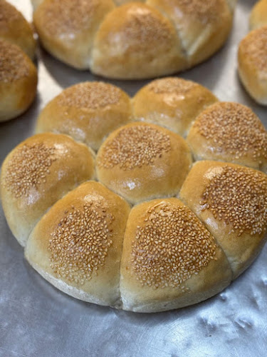 Opinii despre Brutăria Zădăreni în Zădăreni - Gastronomie și ospitalitate