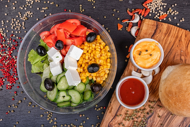 Ando's - Gastronomie și ospitalitate