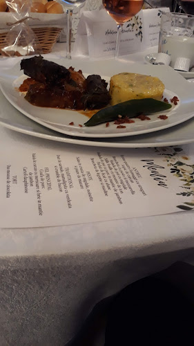 Opinii despre La Maison des Jardins în Săftica - Gastronomie și ospitalitate