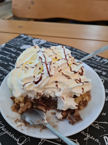 Strada Theodor Aman 9, Sinaia 106100