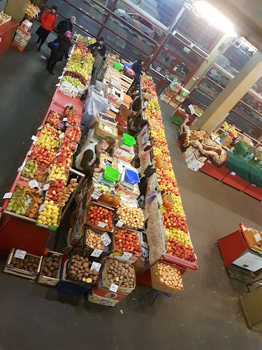 Opinii despre Piața Obor în București - Gastronomie și ospitalitate