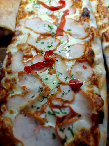 Pizzeria Gondola - Gastronomie și ospitalitate