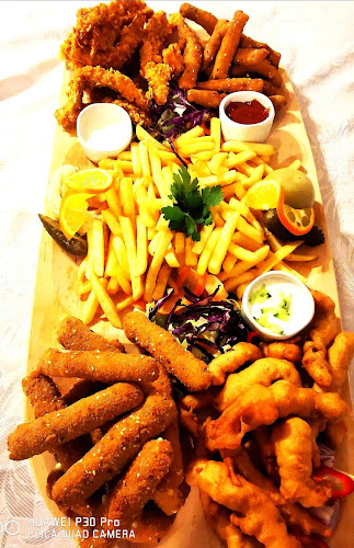 Comentarii opinii despre RESTAURANT--TULIT--VENDÉGLŐ