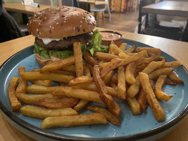 Livada - Gastronomie și ospitalitate