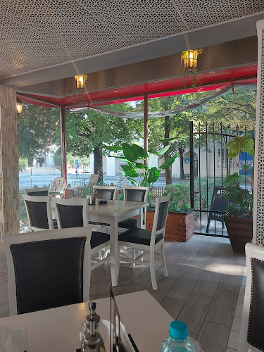 Opinii despre Gustosul Pofticiosul în Focșani - Gastronomie și ospitalitate