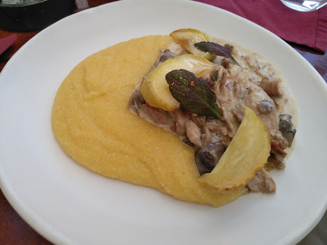 Hochmeister delikat'essen - Gastronomie și ospitalitate