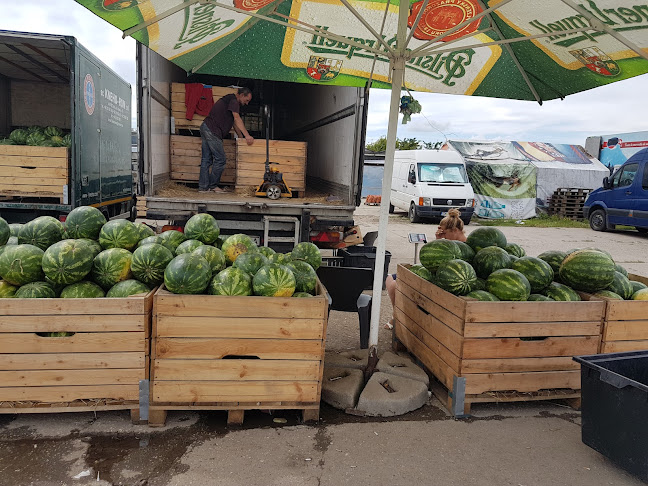 Piața angro de legume și fructe