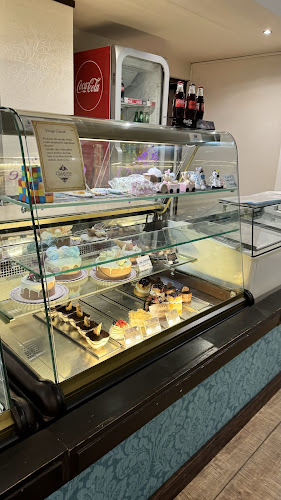 Opinii despre Cofetăria Charlotte în Iași - Gastronomie și ospitalitate