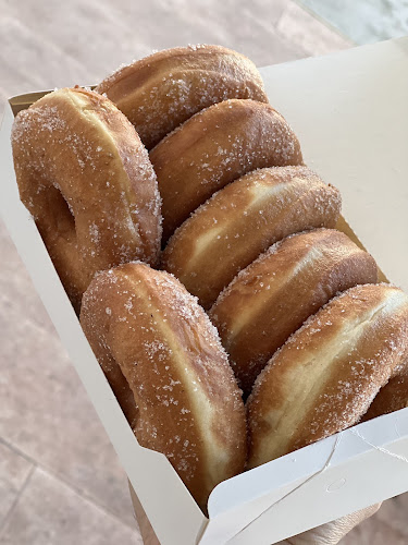 Cofetăria Pisica Albastră - Donuts and coffee shop - Gastronomie și ospitalitate