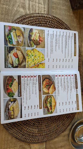 Opinii despre Country Bread Bistro în Târgu Mureș - Gastronomie și ospitalitate