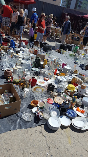 Opinii despre Târgul de Vechituri în Brașov - Gastronomie și ospitalitate