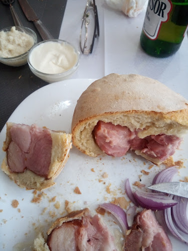 RESTAURANT--TULIT--VENDÉGLŐ