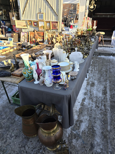 Opinii despre Târgul de Vechituri în Brașov - Gastronomie și ospitalitate