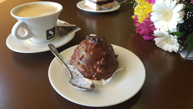 Comentarii opinii despre Un Băiat și o Fată Pitești