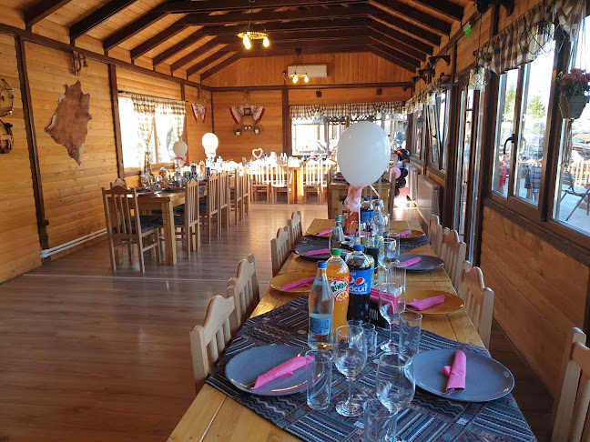 Restaurant "La Izvor", Moinesti