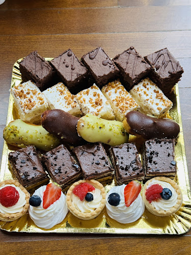 Cofetaria Colonadelor Cofetarie Constanta. Prajituri, Cozonaci, Candy Bar, Torturi Constanta - Gastronomie și ospitalitate