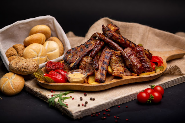 Opinii despre Restaurant "Donaris" Brăila în Vărsătura - Gastronomie și ospitalitate