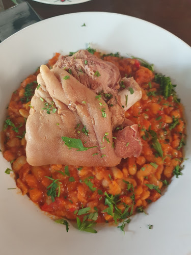 Bloc 4, Strada George Enescu 4, Hunedoara 331030