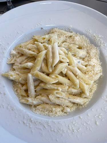 Unnamed Road, Constanța 900178