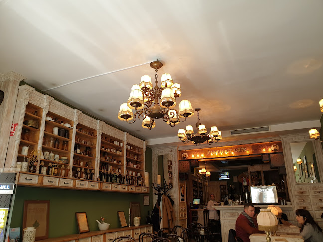 Opinii despre Viva la Vida Bistro-Hostel în Brașov - Gastronomie și ospitalitate