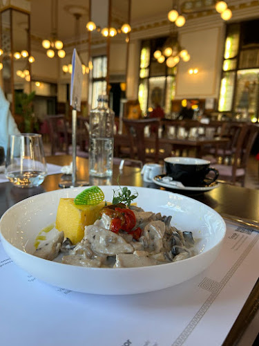 Lloyd - Gastronomie și ospitalitate