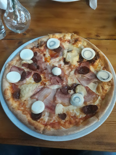 Pizzeria Boccaccio - Gastronomie și ospitalitate
