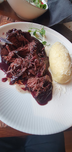 Benjamin Steakhouse & Bar - Gastronomie și ospitalitate