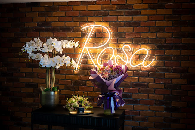 La Rosa - restaurant & pizza - Gastronomie și ospitalitate