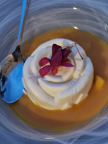 Bloom Restaurant - Gastronomie și ospitalitate