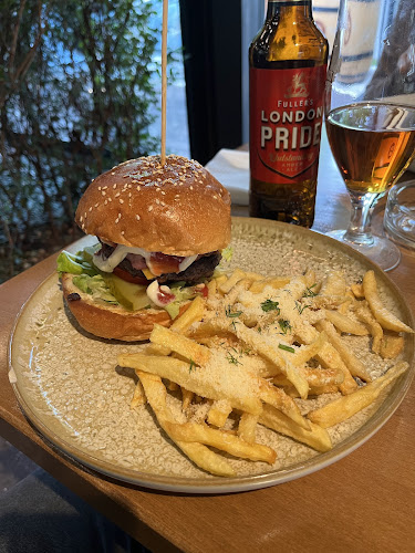 Opinii despre Roastelier domenii/ Burger show/ French bachery domenii în București - Gastronomie și ospitalitate