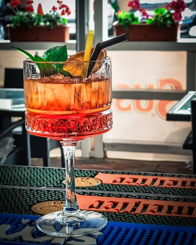 Comentarii opinii despre Curtea Veche Bacau