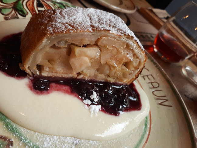 Strada Michael Weiss 27, Brașov 500031