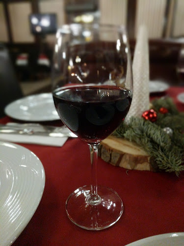 Opinii despre La Teo Restaurant în Târgu Mureș - Gastronomie și ospitalitate