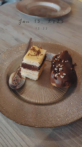 Opinii despre Pusculita cu dulciuri în Bacău - Gastronomie și ospitalitate