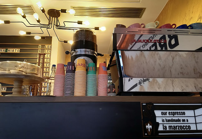 Comentarii opinii despre Brewtiful Cafe