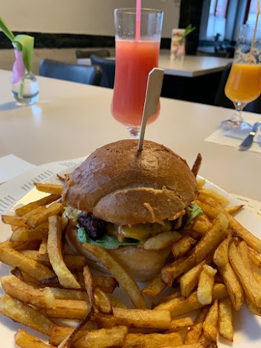 Opinii despre Pensiunea Szépasszony în Vlăhița - Gastronomie și ospitalitate