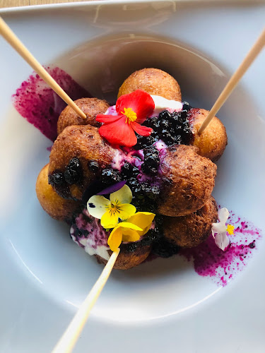 Restaurant Casa cu Bere (Bistrița) - Gastronomie și ospitalitate