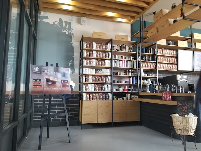 Starbucks - Gastronomie și ospitalitate