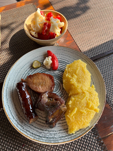 Vis-a-vis de iesirea din Pestera Muierilor, Baia de Fier 217030