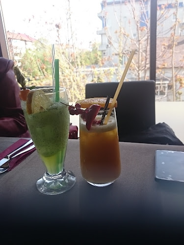 Opinii despre La Dolce Vita în Constanța - Gastronomie și ospitalitate