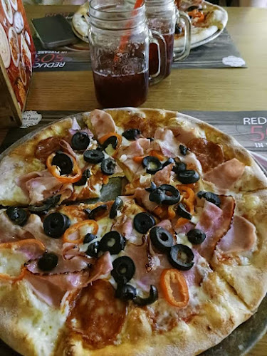 Opinii despre Bistro Junior în Buzău - Gastronomie și ospitalitate