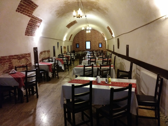 Sanțurile Cetății Traseul Sudic, Aleea Sfântul Eugeniu 10, Alba Iulia 510002