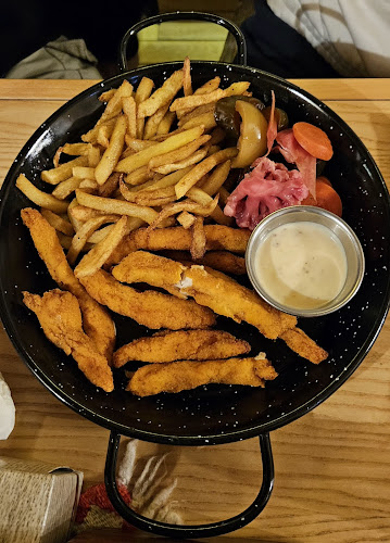 Comentarii opinii despre Hanul Haiducilor