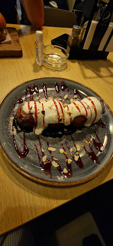 City Bistro - Gastronomie și ospitalitate