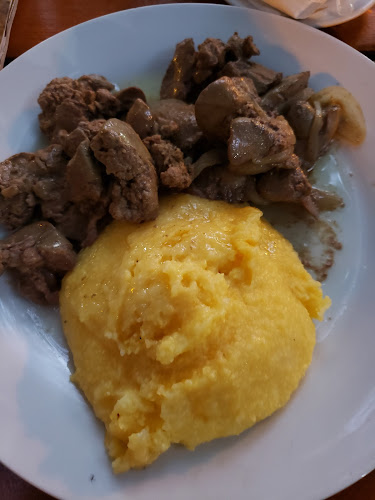 Comentarii opinii despre Casa Vânătorului