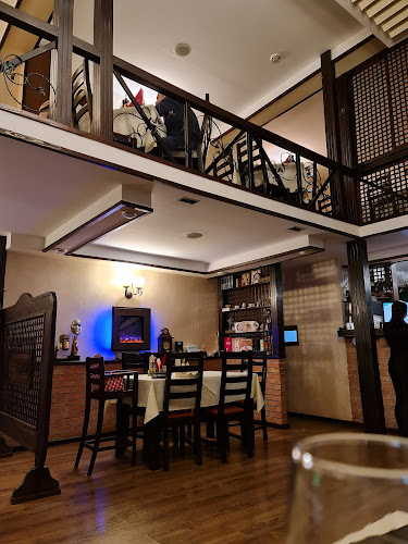 Hamlet - Gastronomie și ospitalitate