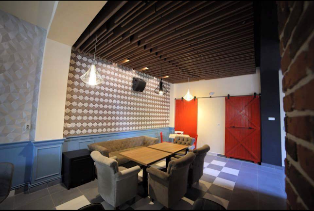 Dream's Pub - Gastronomie și ospitalitate