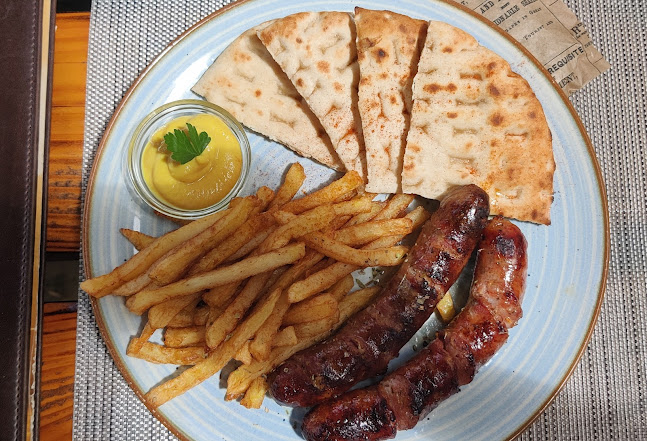 Mica Kalamata Greek Mixt Grill
