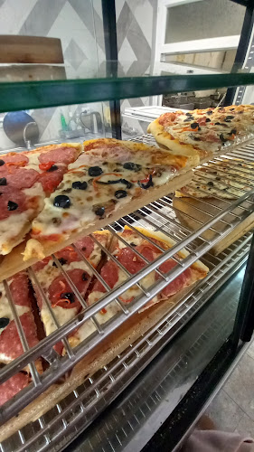 Naty's Pizza - Gastronomie și ospitalitate