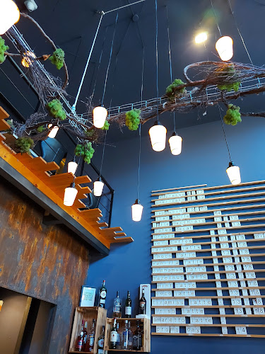 Opinii despre Velo Coffee-Cafe Du Theatre Roastery în Brașov - Gastronomie și ospitalitate